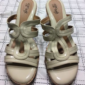 Euro Soft by Sofft  size 10 - never women.